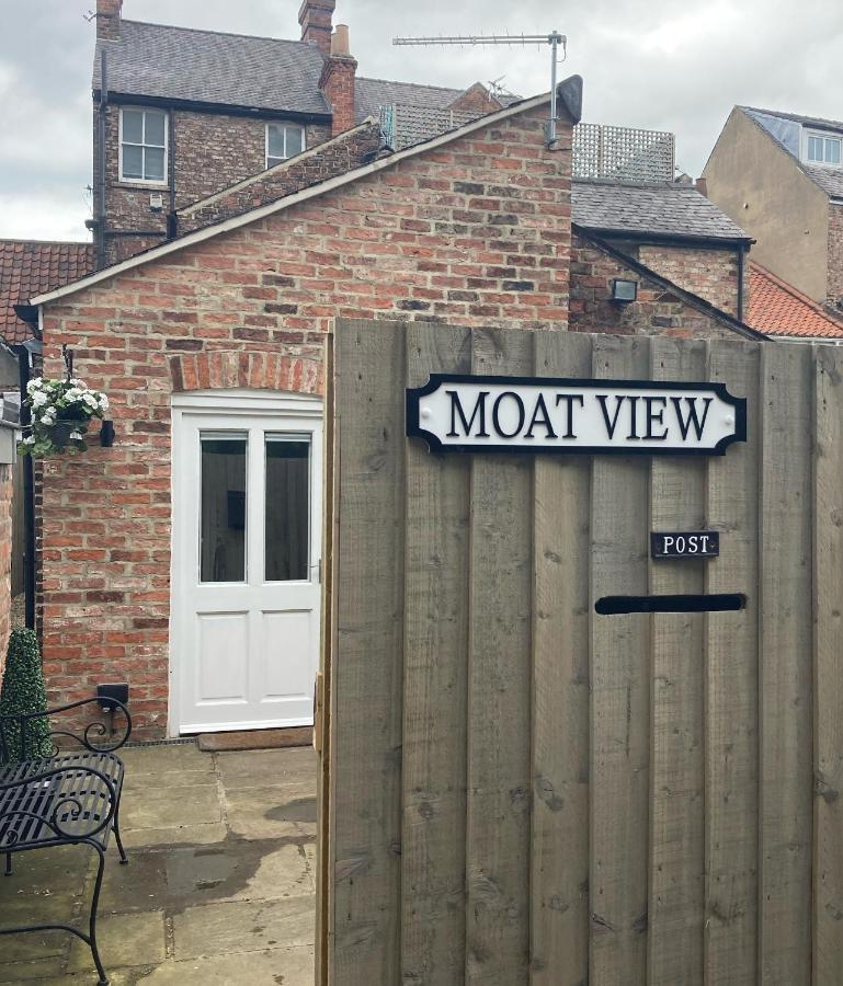 Moat View Free Parking, Central, Ev Plug York Exterior photo